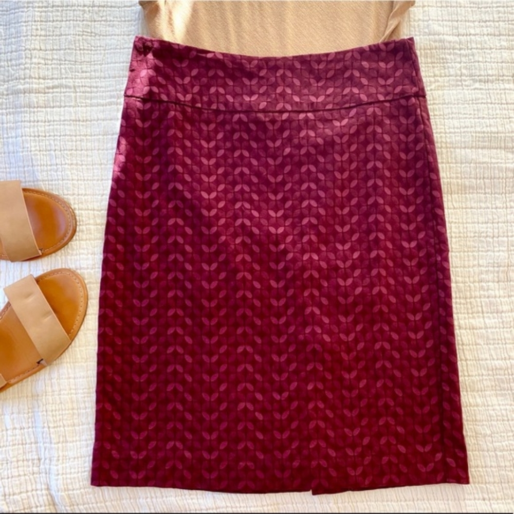 Pencil skirt